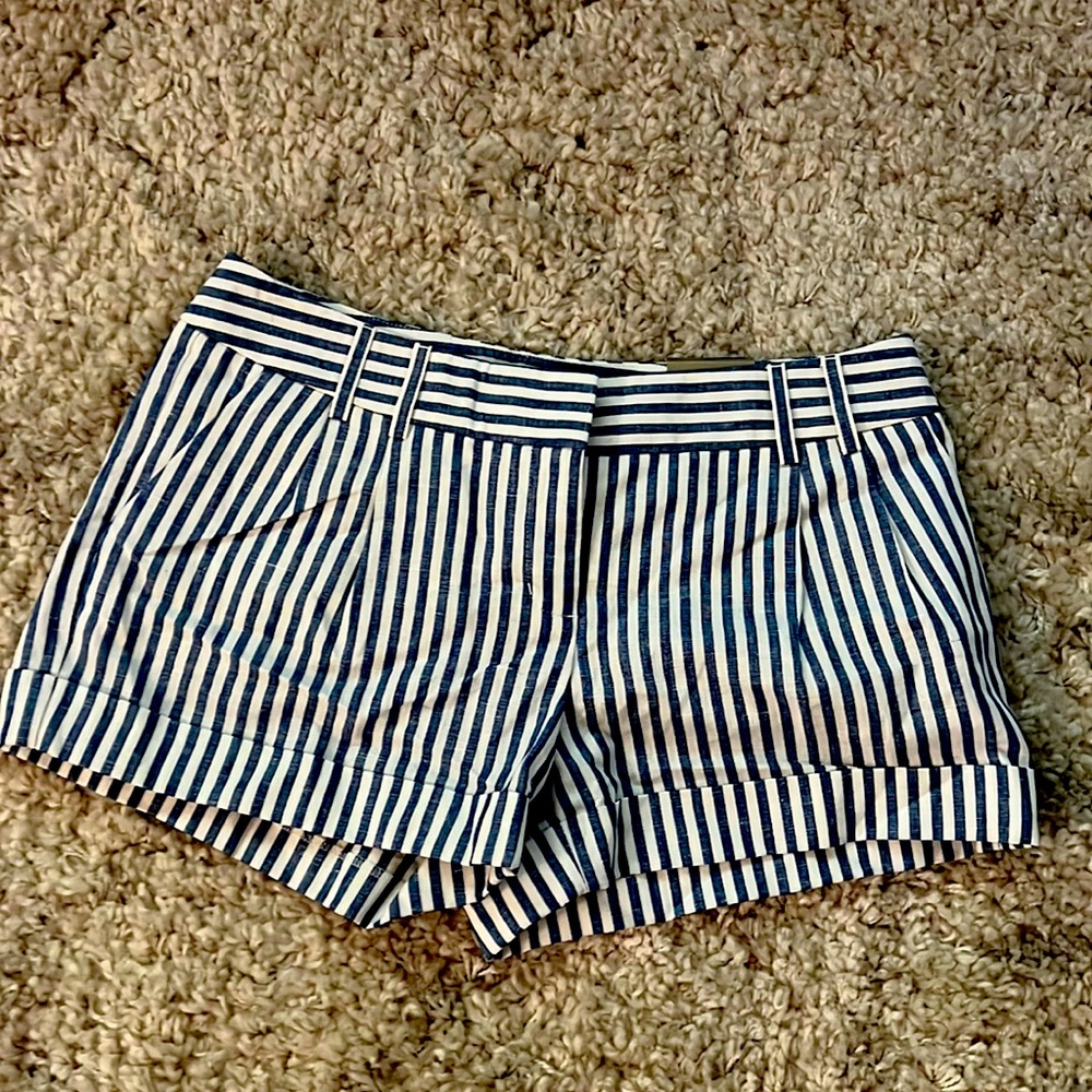 NWT EXPRESS dressy shorts!